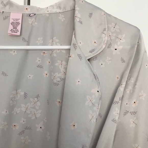 DREAM ANGELS Satin & Lace Tie-waist Jacket Kimono - Picture 7 of 7